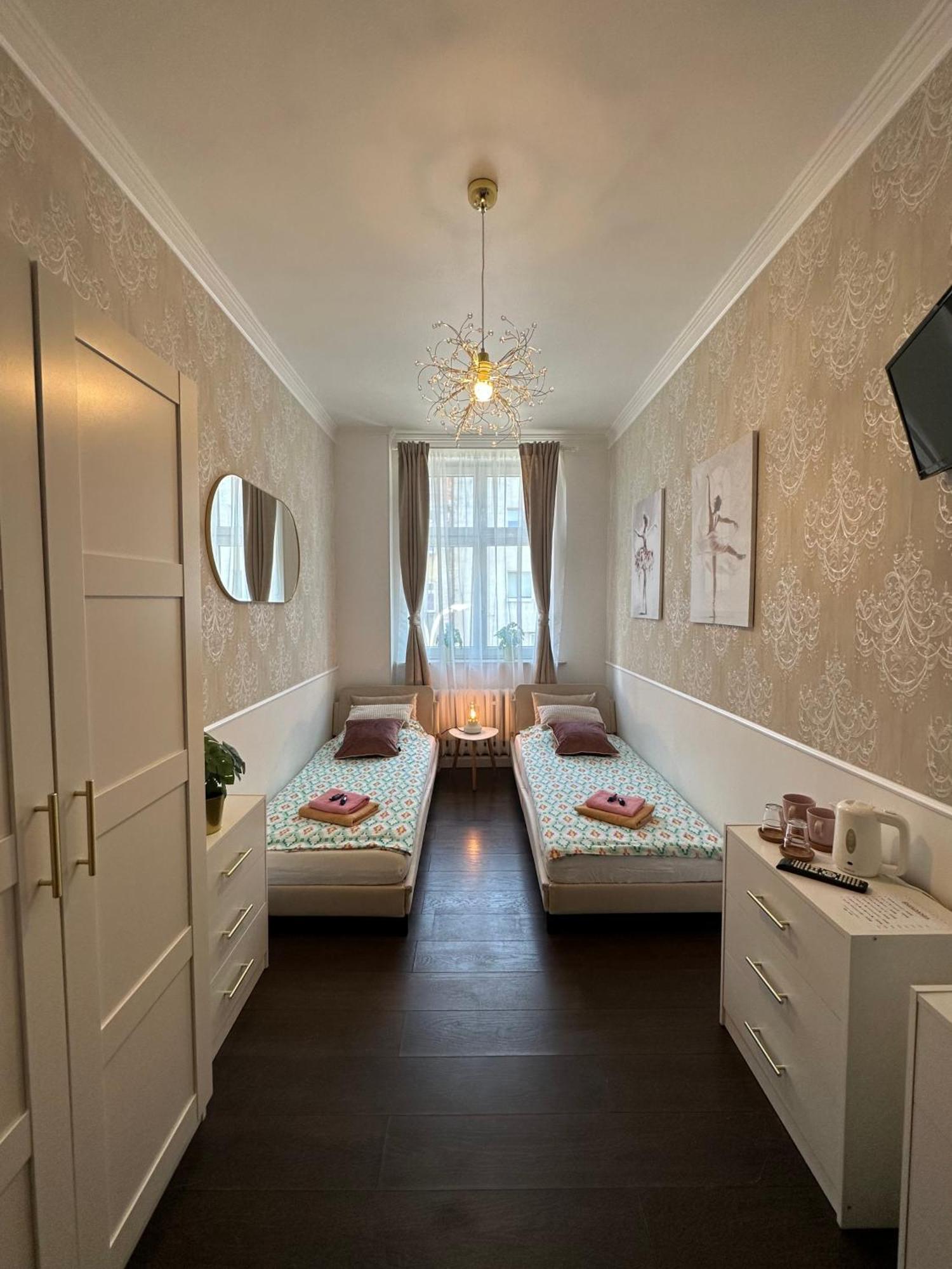 Happy8 Hostel Gdynia Ngoại thất bức ảnh